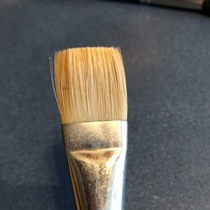 MAC 191 Square Foundation Brush